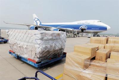 青金石進口報關與包柜代理 價格、廠家及商檢一站式服務指南